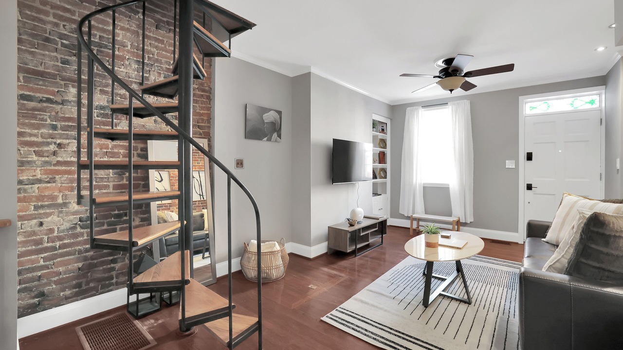 Photo of Livingroom in South Baltimore