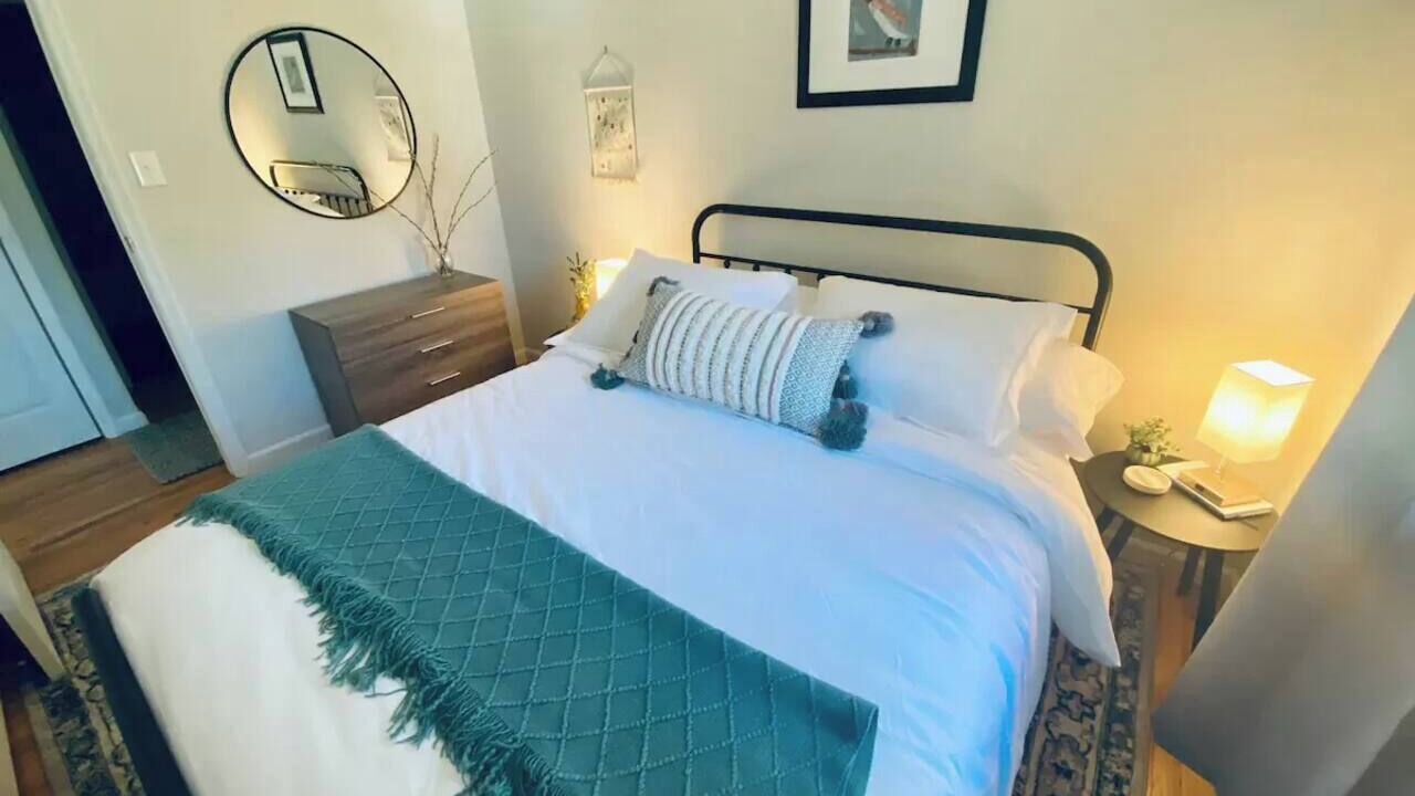 Photo of Bedroom in Geyser Crest