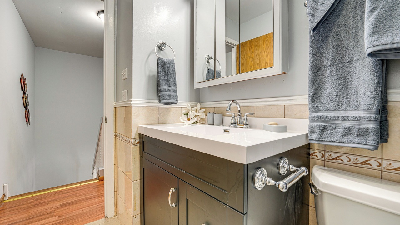Photo of Bathroom in Country Club Hills