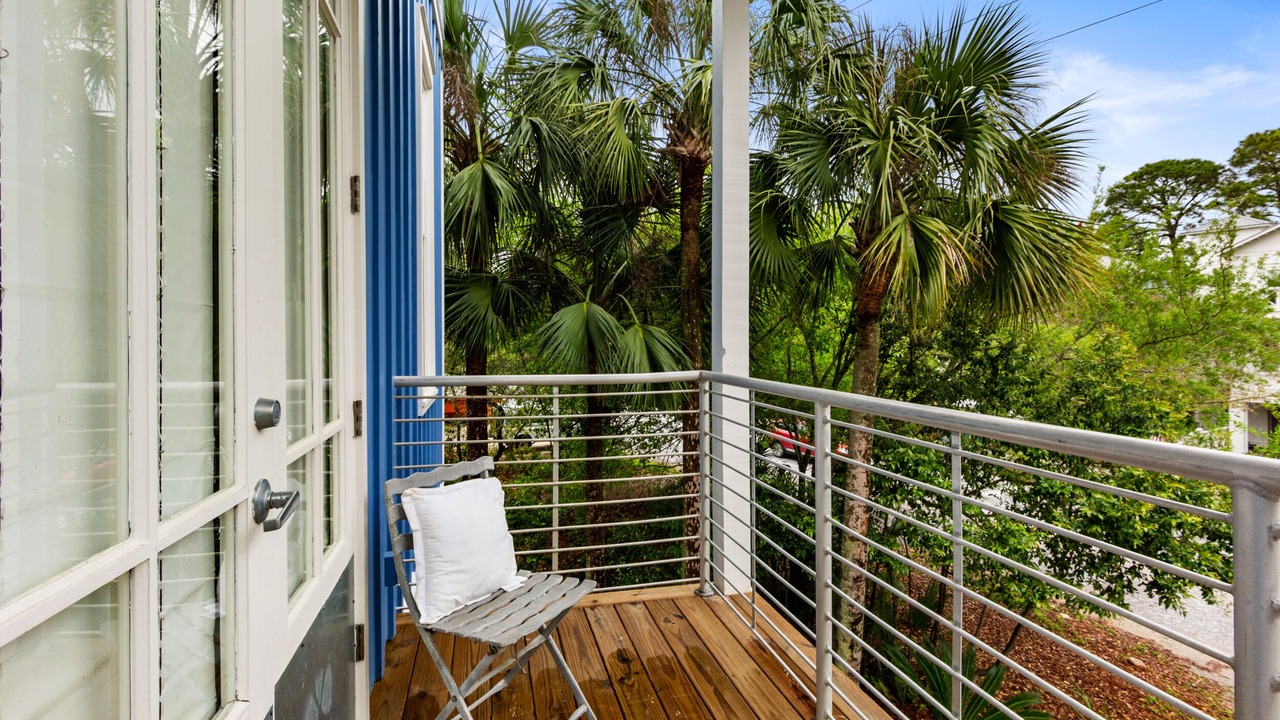 Photo of Patio Balcony in Grayton Beach