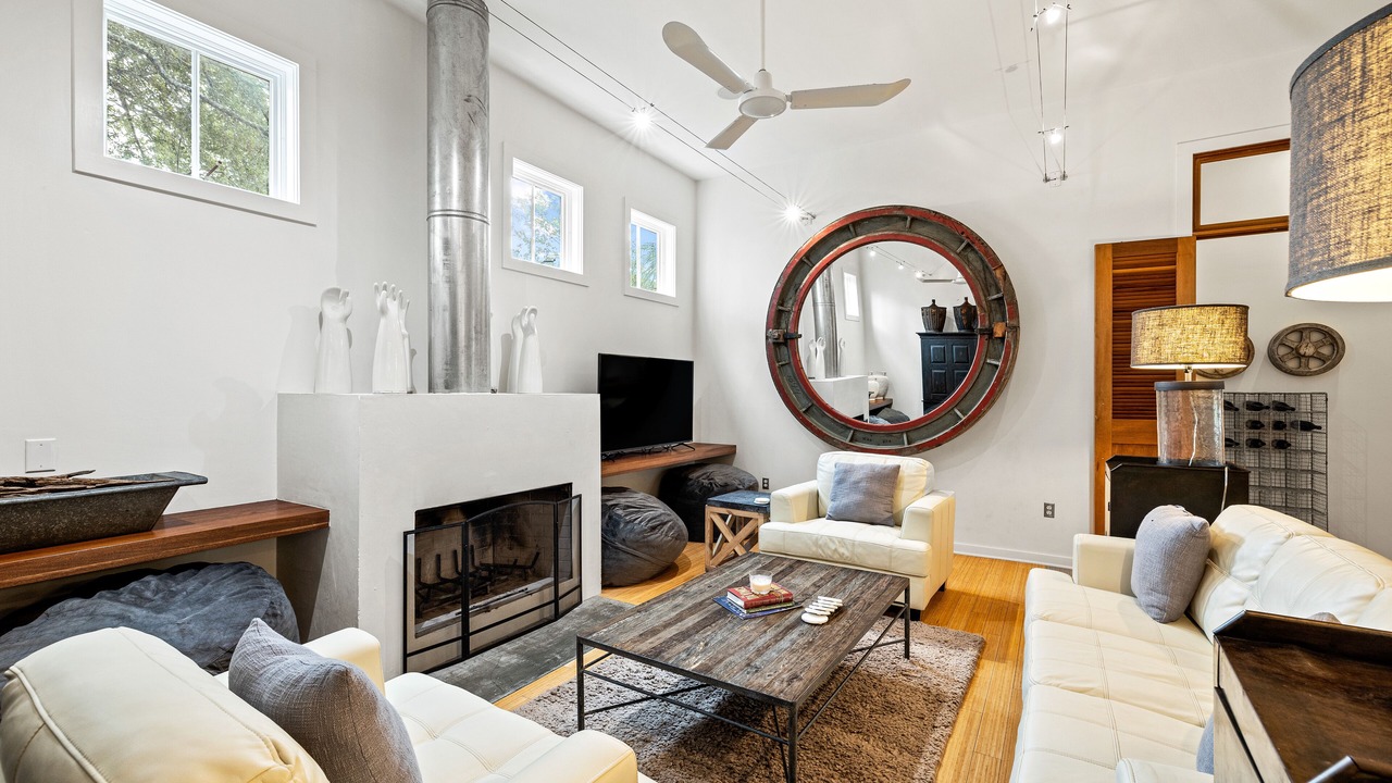 Photo of Livingroom in Grayton Beach