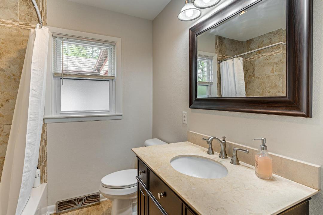 Photo of Bathroom in Colgate