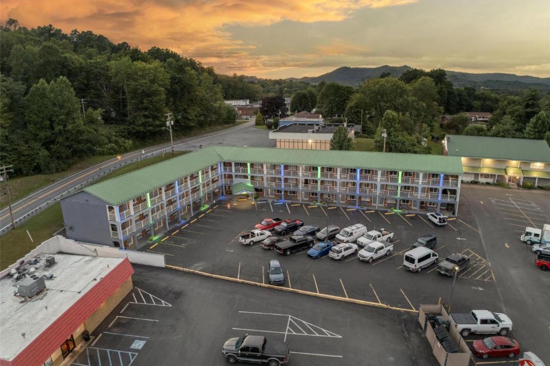 Photo of Others in Summersville