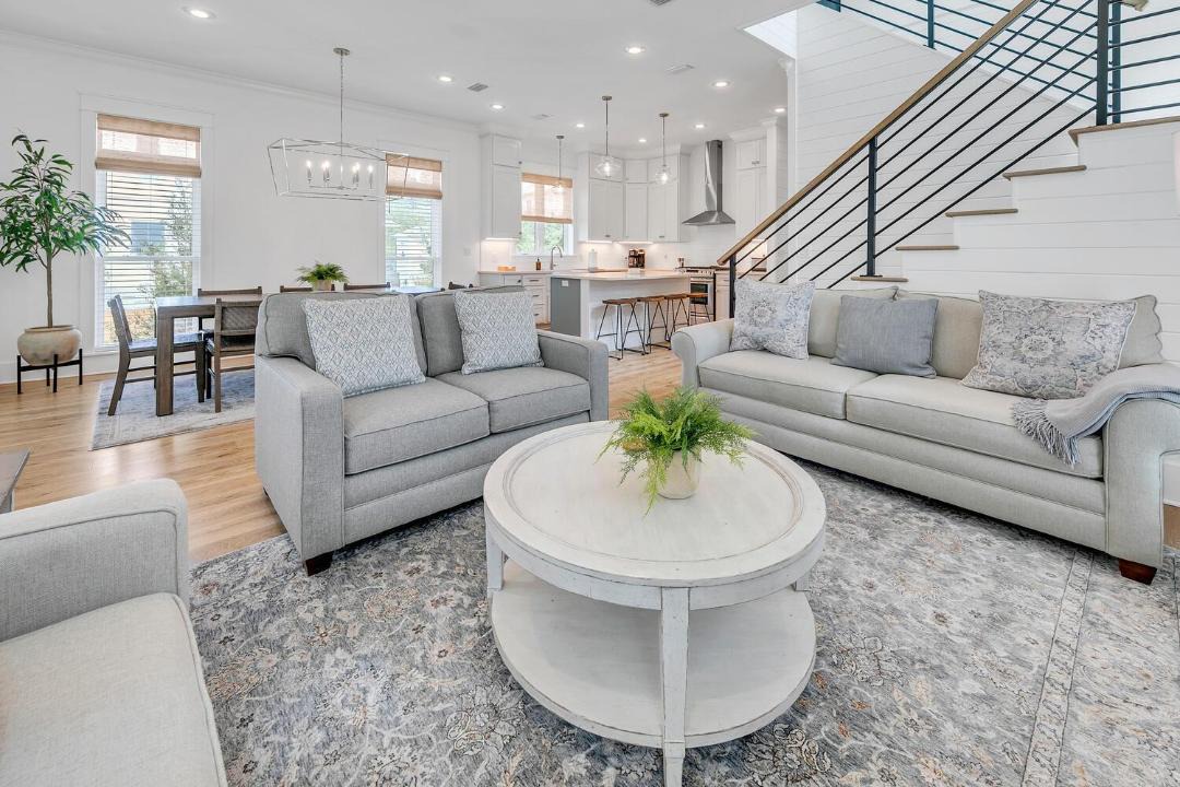 Photo of Livingroom in Greenway Park