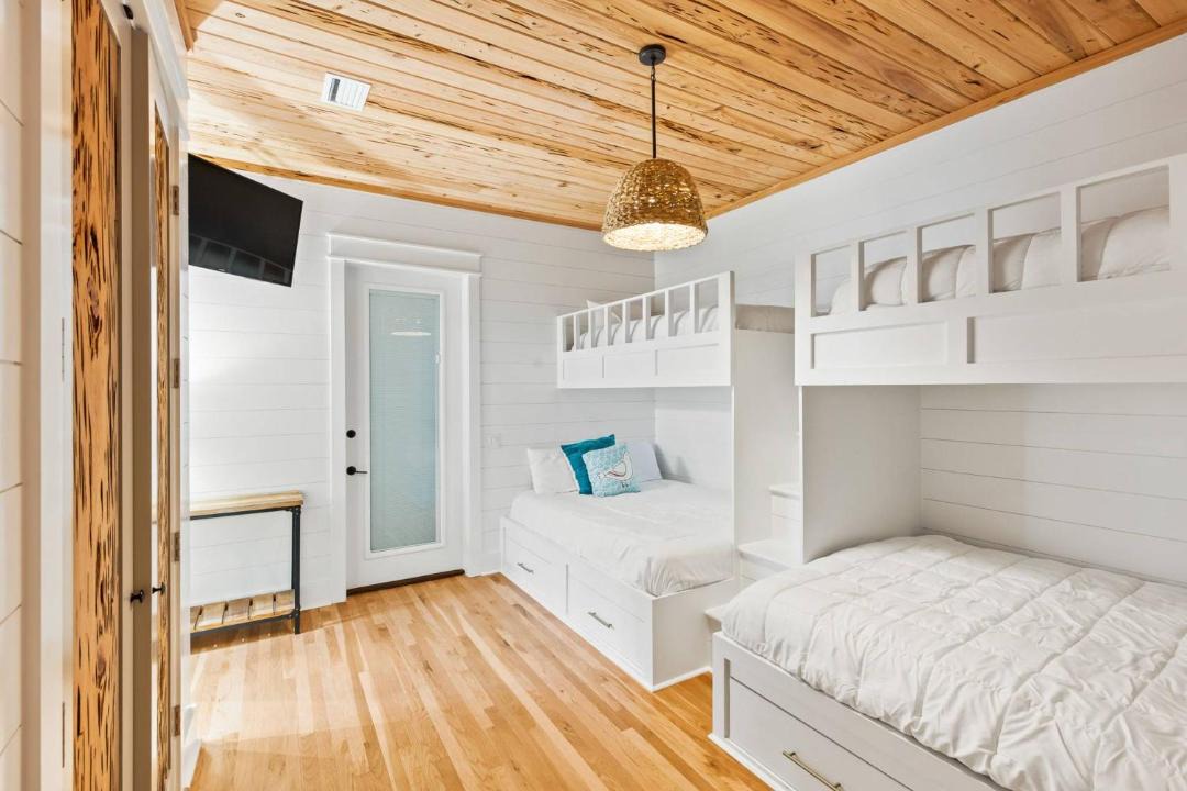 Photo of Bedroom in Seagrove Beach