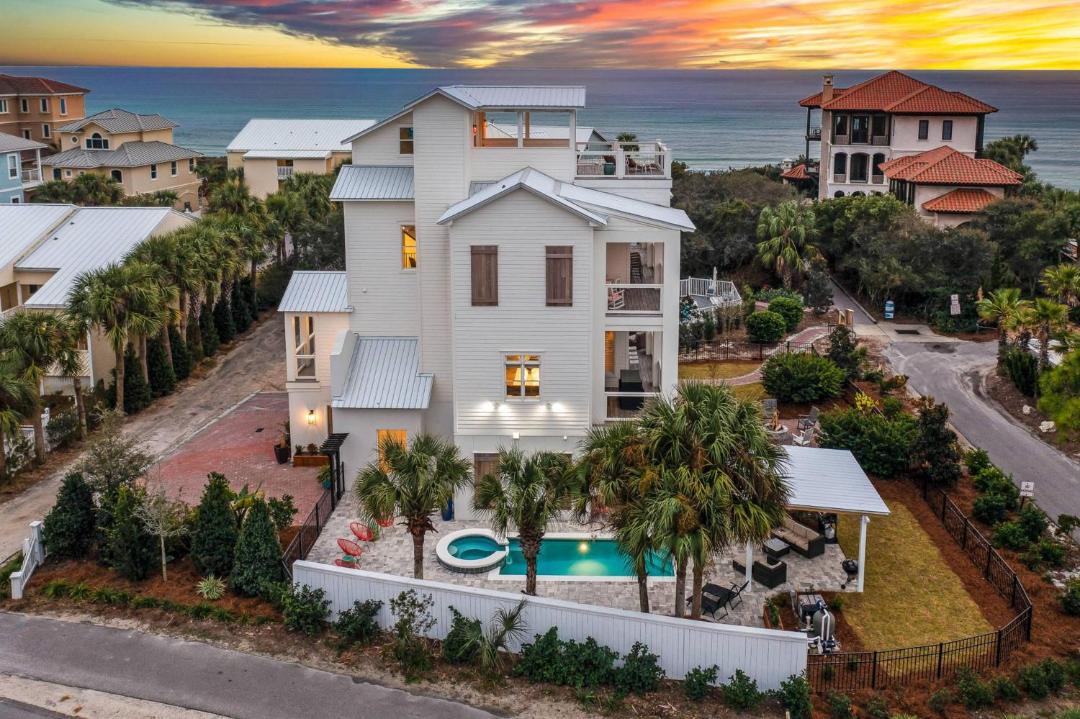 Photo of Buildings in Seagrove Beach
