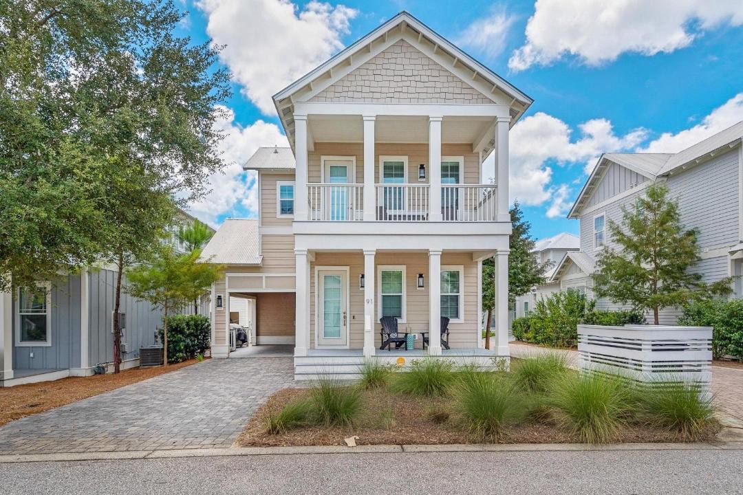Photo of Buildings in Grayton Beach