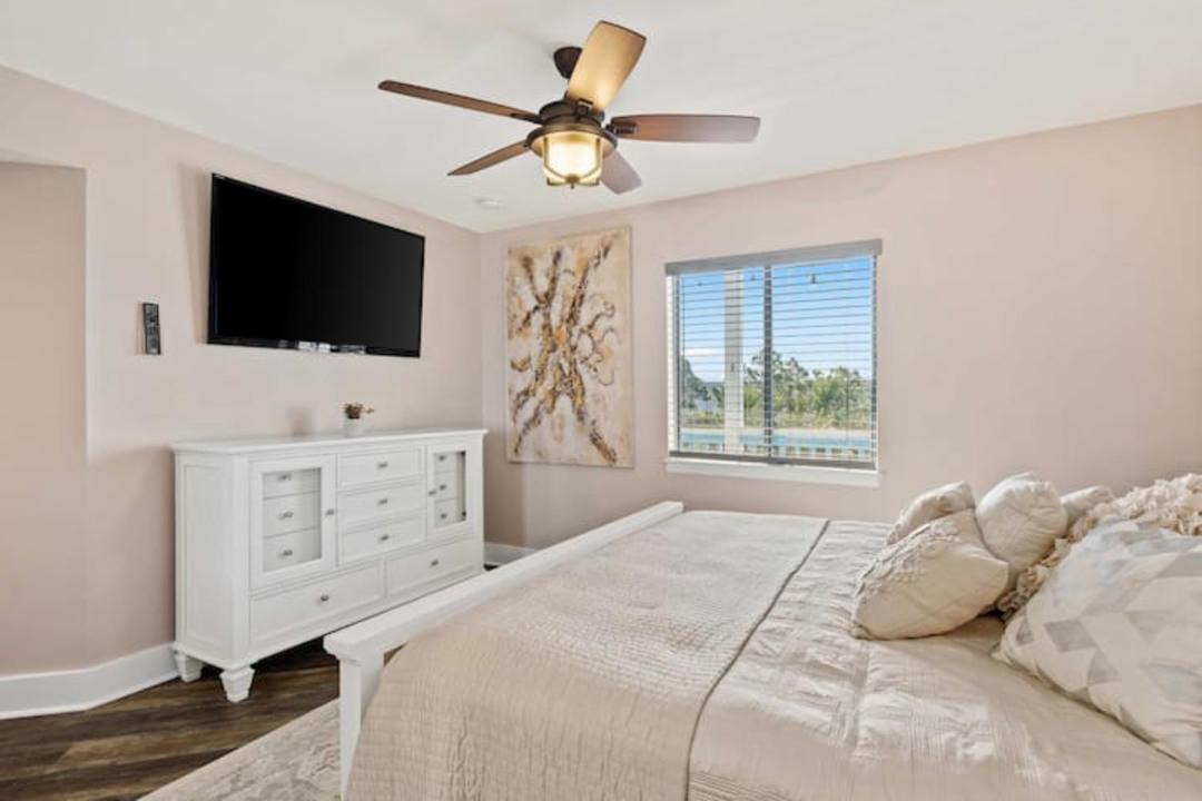 Photo of Bedroom in Seagrove Beach