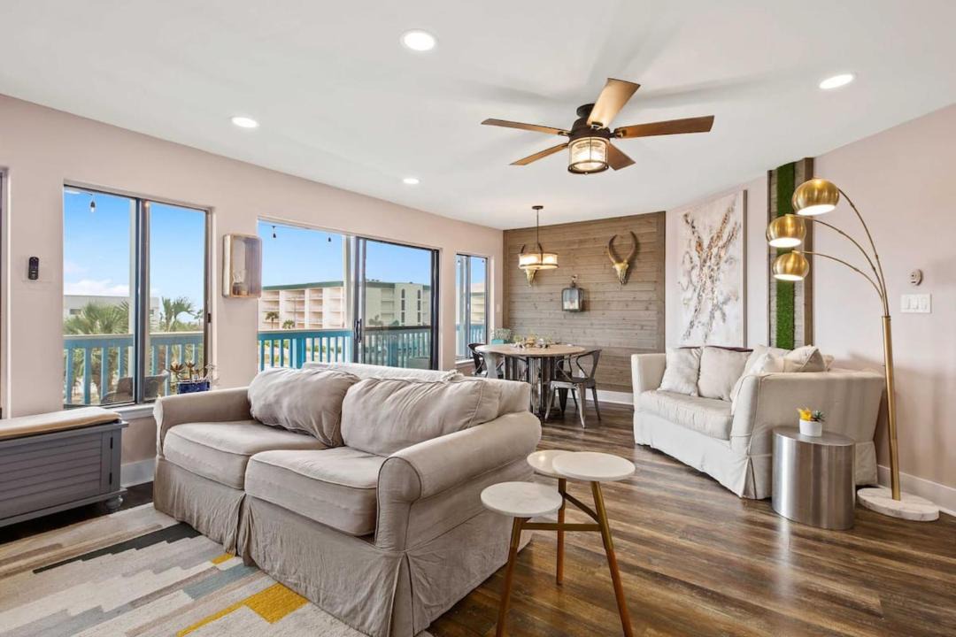 Photo of Livingroom in Seagrove Beach