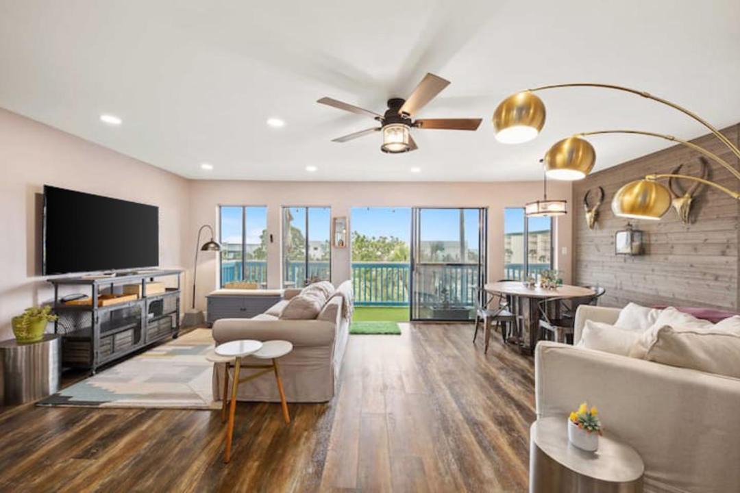 Photo of Livingroom in Seagrove Beach