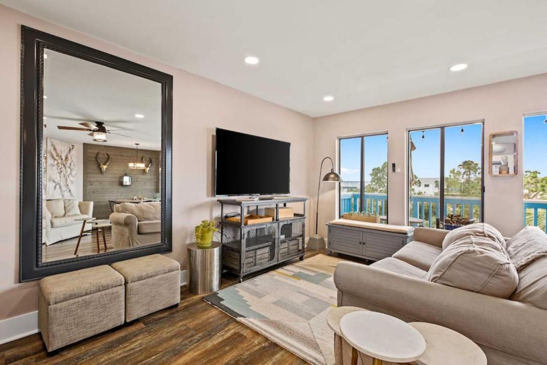 Photo of Livingroom in Seagrove Beach