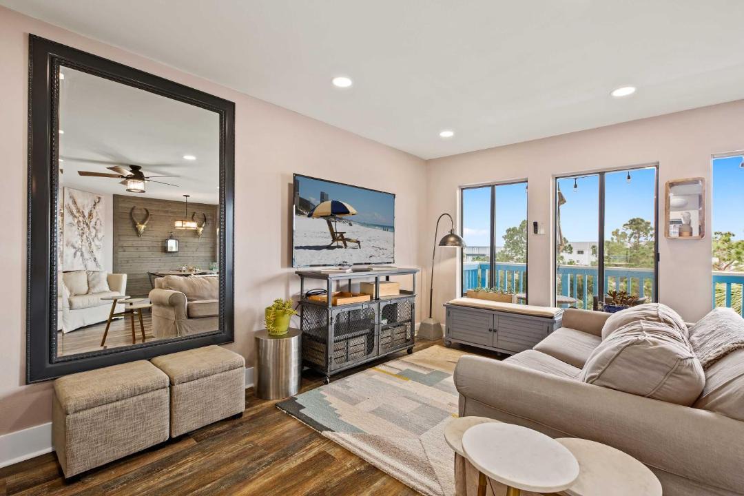 Photo of Livingroom in Seagrove Beach