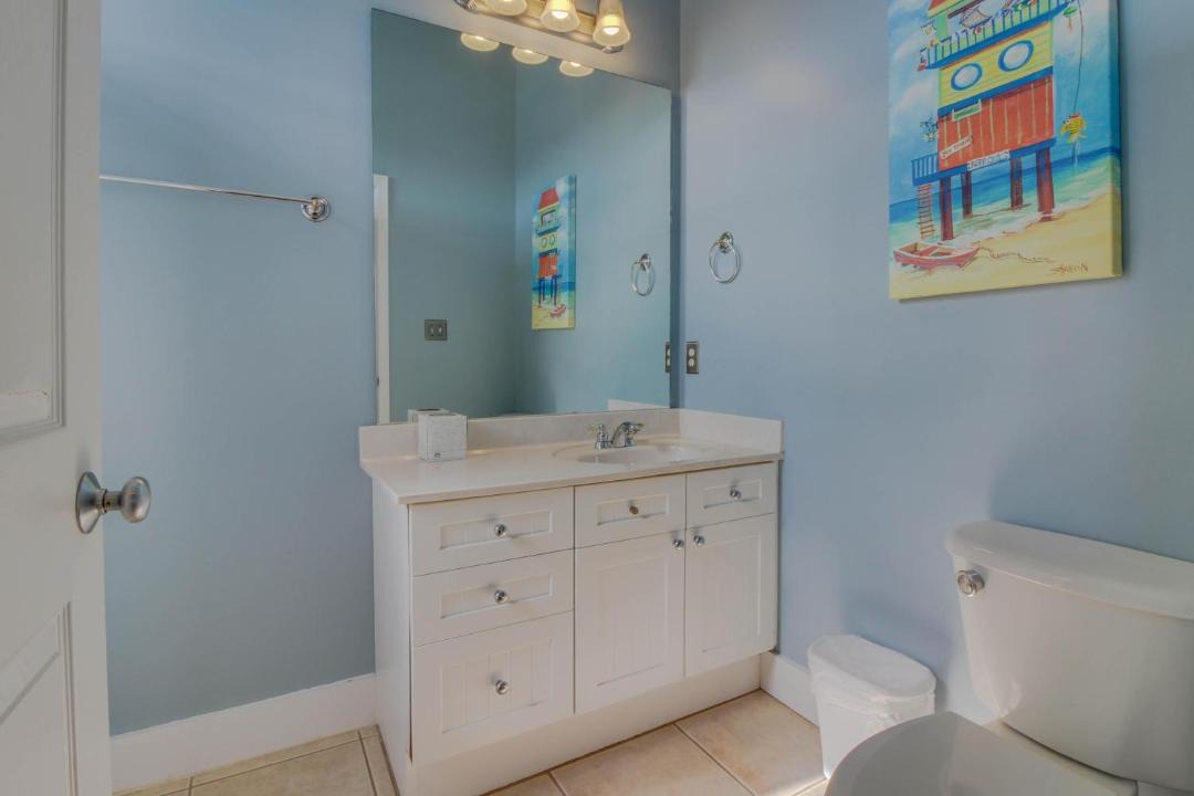 Photo of Bathroom in Village of Sugar Beach