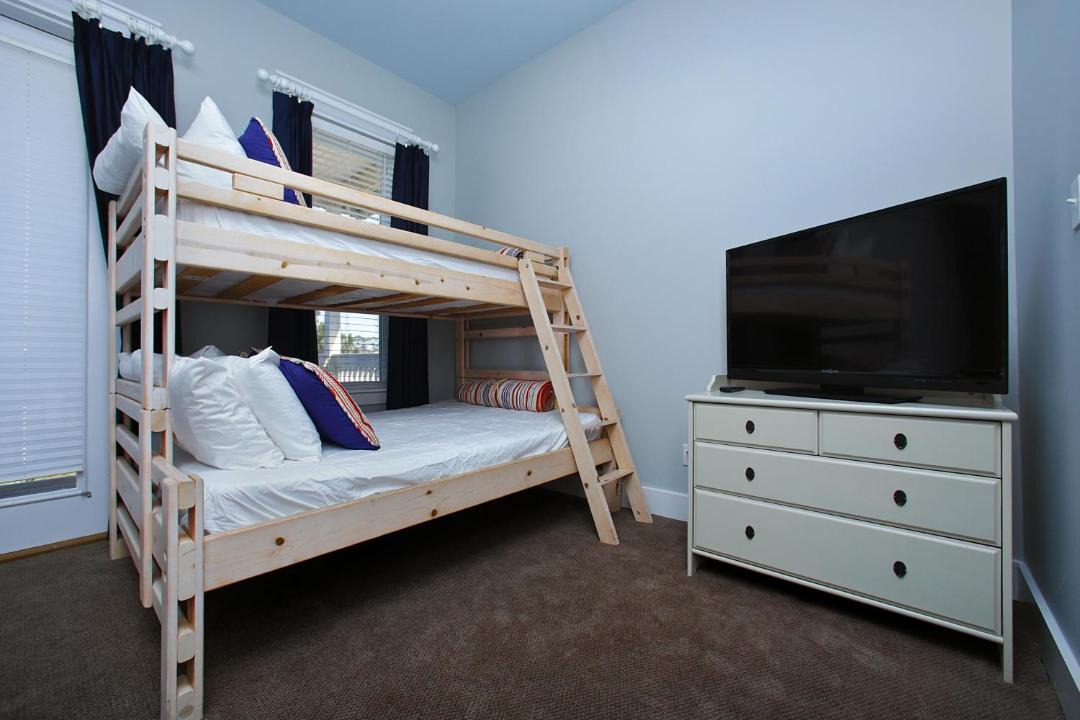 Photo of Bedroom in Village of Sugar Beach