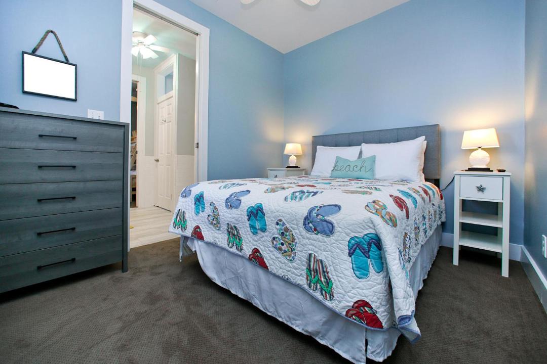 Photo of Bedroom in Village of Sugar Beach