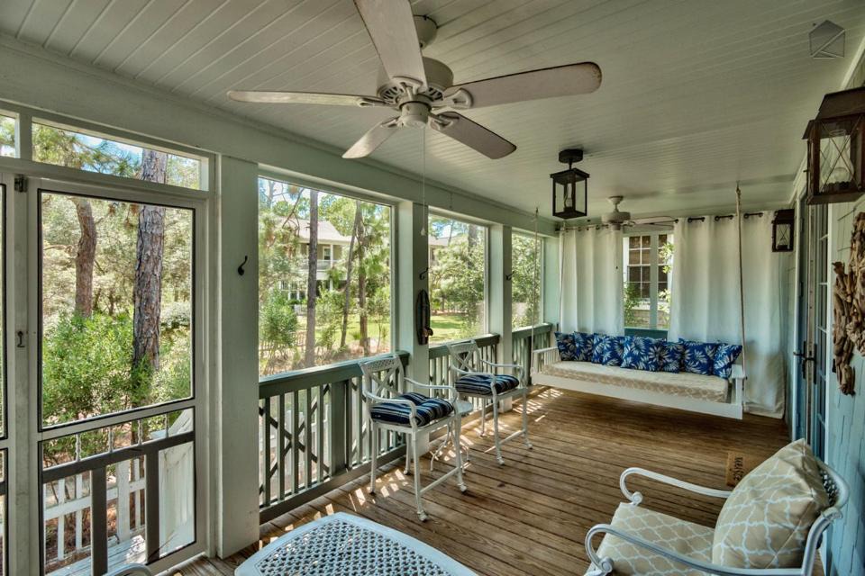 Photo of Livingroom in WaterSound West Beach
