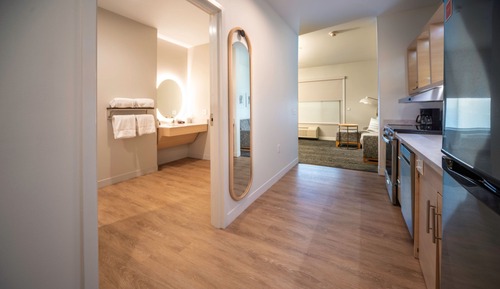 Suite, 1 Bedroom (Mobility Accessible, Tub)