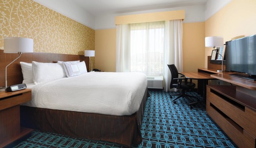 Room, 1 King Bed, Hearing Accessible