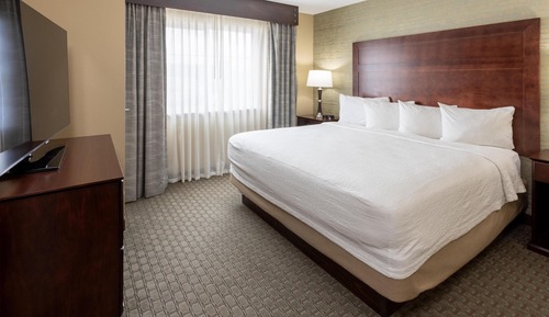 Deluxe Suite, 1 Bedroom (King)