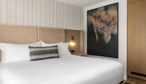 Standard Room, 1 King Bed