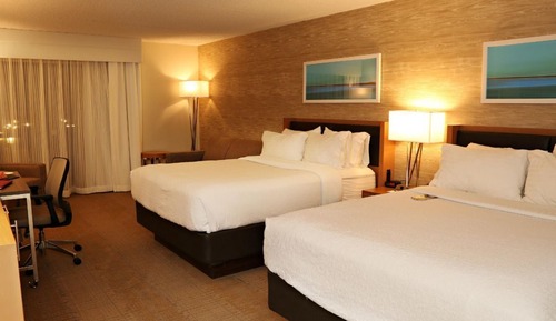 Standard Room, 2 Queen Beds, Pool Access