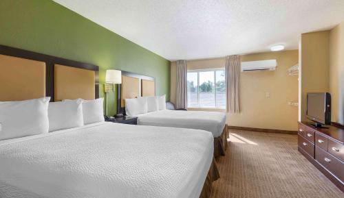 2 Bedroom Suite 2 Queen Beds Non-Smoking