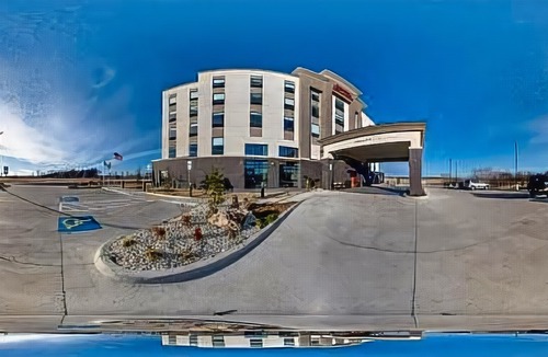 Lusta Hotel | Hampton Inn & Suites Pryor