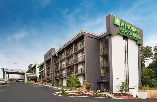 Cheverly Hotel | Wyndham Garden Washington DC Area