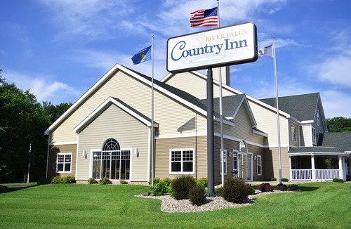 River Falls Hotel | Country Inn River Falls