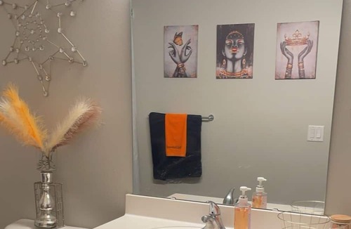 Sun Prairie Apartment | Cute cozy 2 bedroom apartment